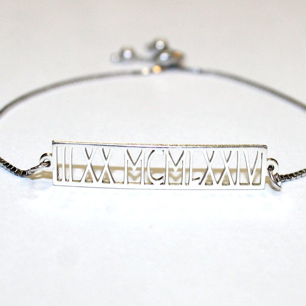 Roman Numeral Bar Bracelet